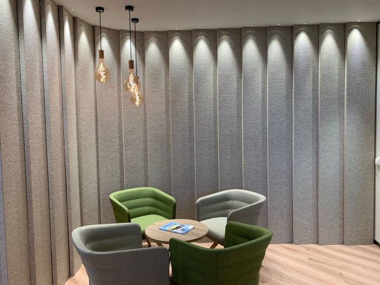 Panneaux muraux acoustiques